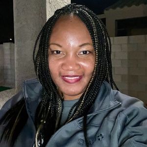 Meet your Posher, Casey